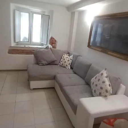 Toloma Apartment *
